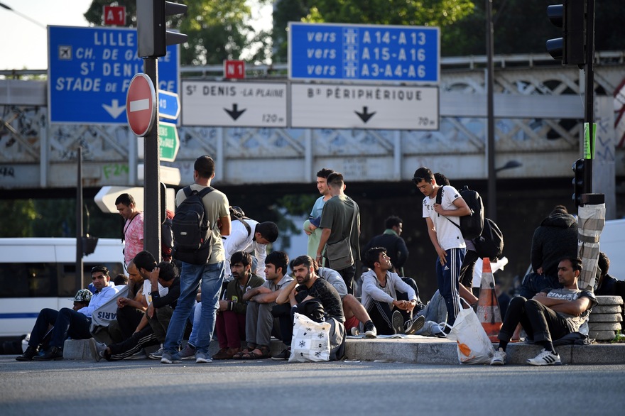 You are currently viewing Les conseils citoyens Paris 18 et Paris 10 interpellent le préfet de Paris à propos des migrants et réfugiés dans les Quartiers Prioritaires de la politique de la Ville